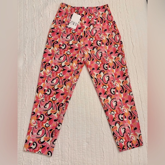 NEW ZARA - High Waisted Pants in Paisley Print with Pleated Front - Picture 4 of 8